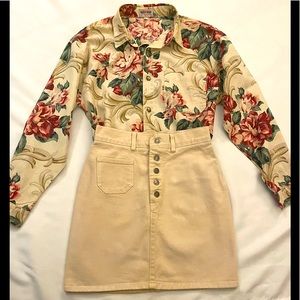 Guess Outfit Skirt and Blouse Size Large Kids